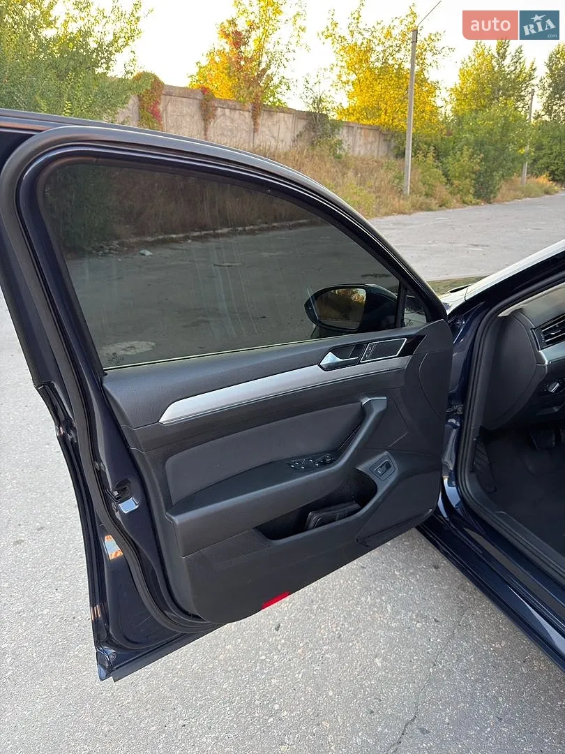 2015 Volkswagen Passat - мініатюра 21