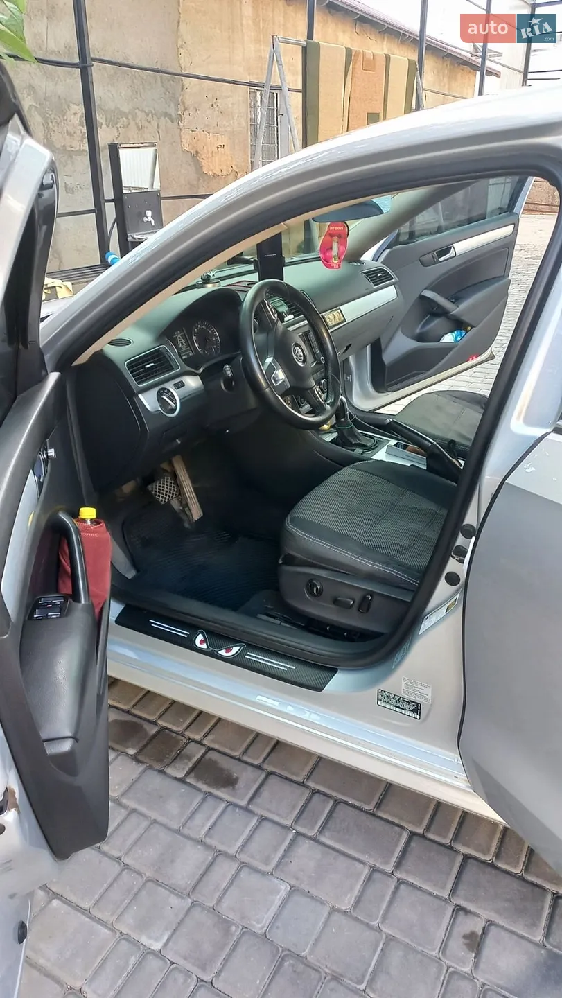 2011 Volkswagen Passat - мініатюра 17