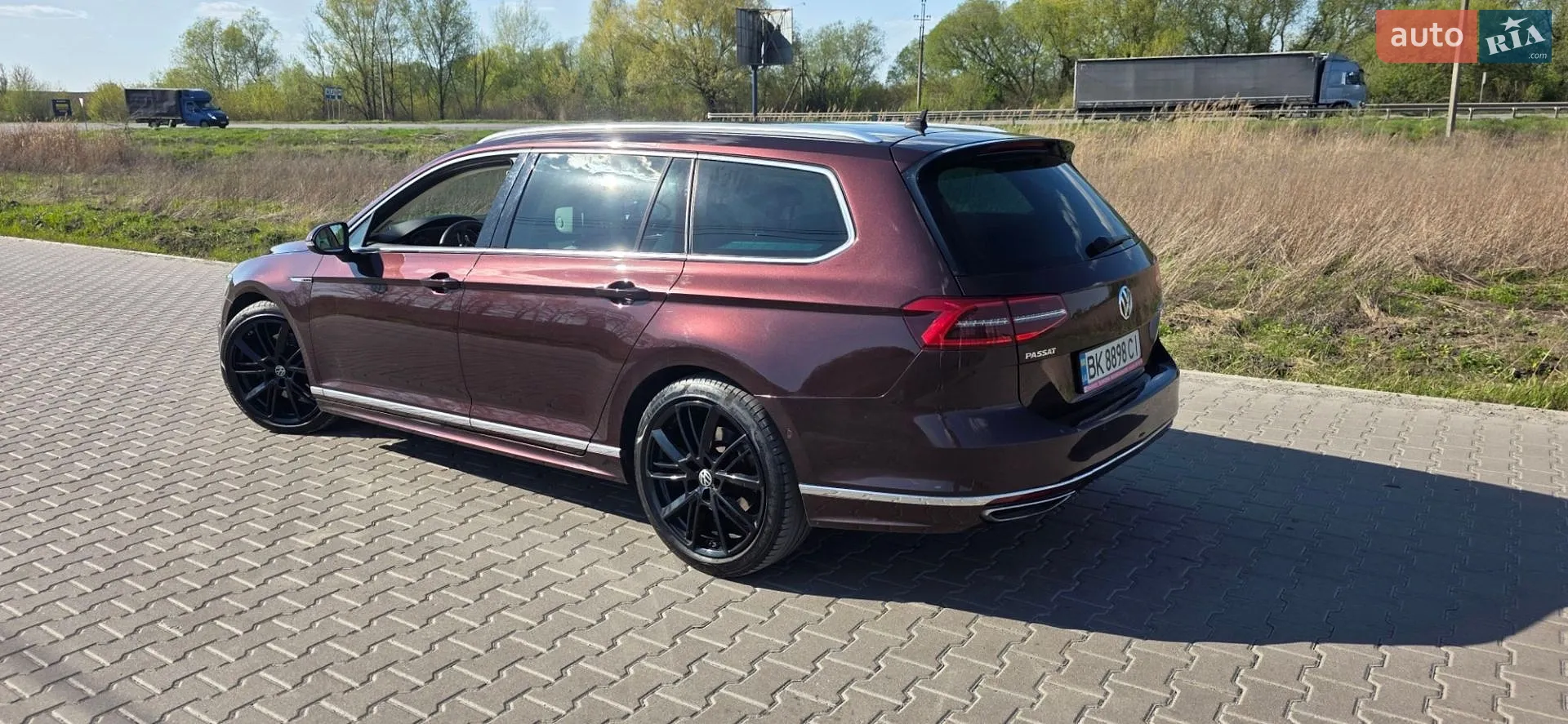 2015 Volkswagen Passat - мініатюра 2