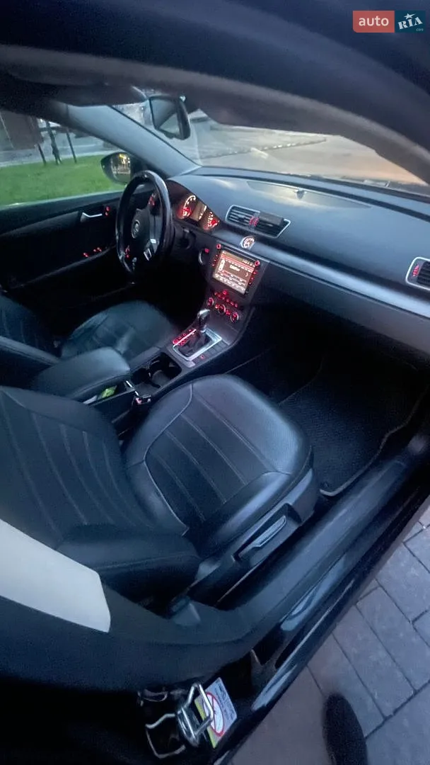 2012 Volkswagen Passat - мініатюра 21