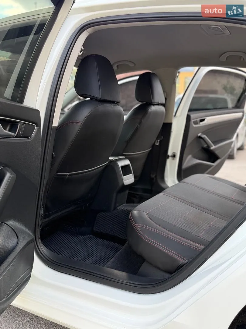 2016 Volkswagen Passat - мініатюра 12