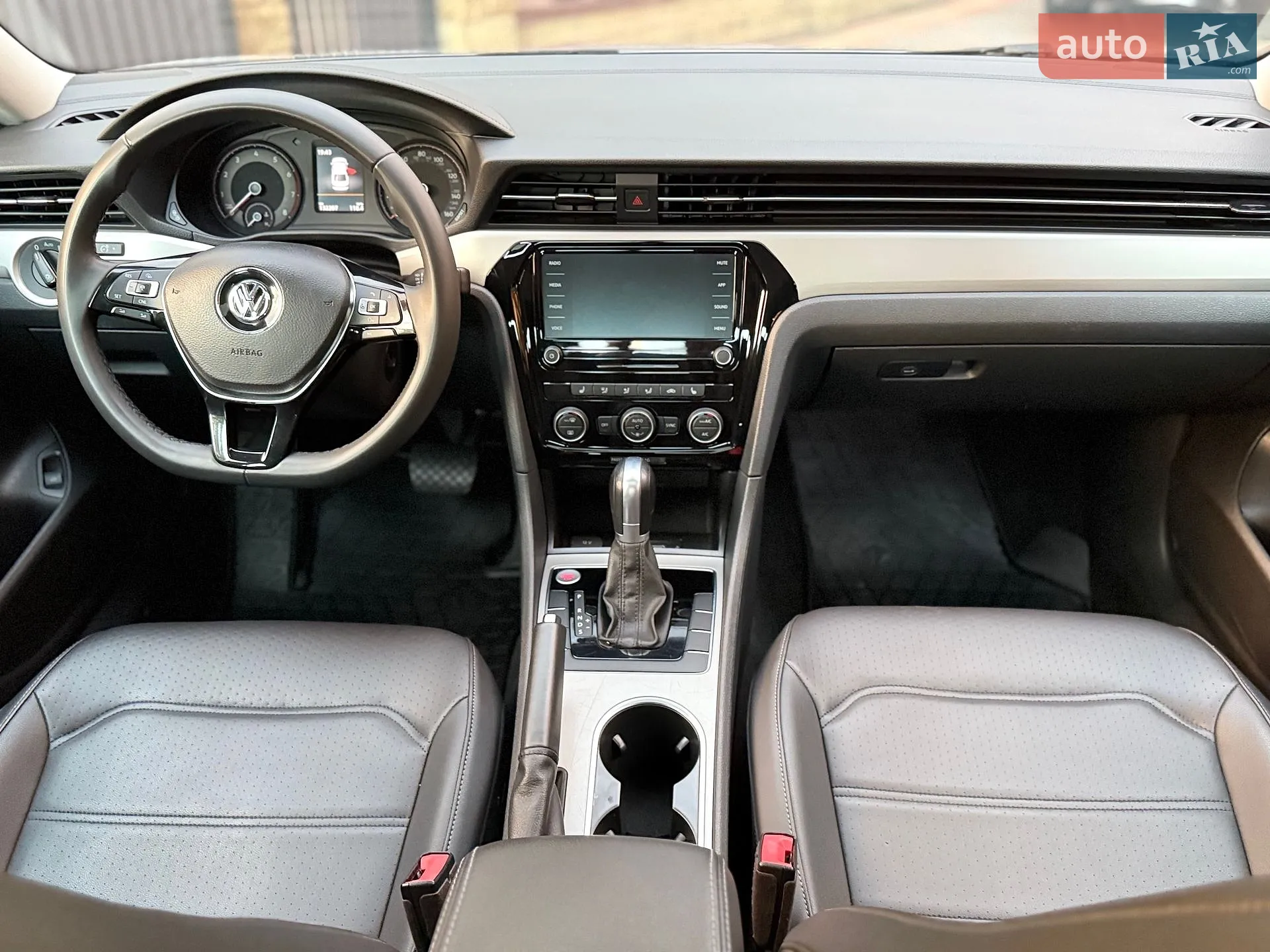 2021 Volkswagen Passat - мініатюра 20