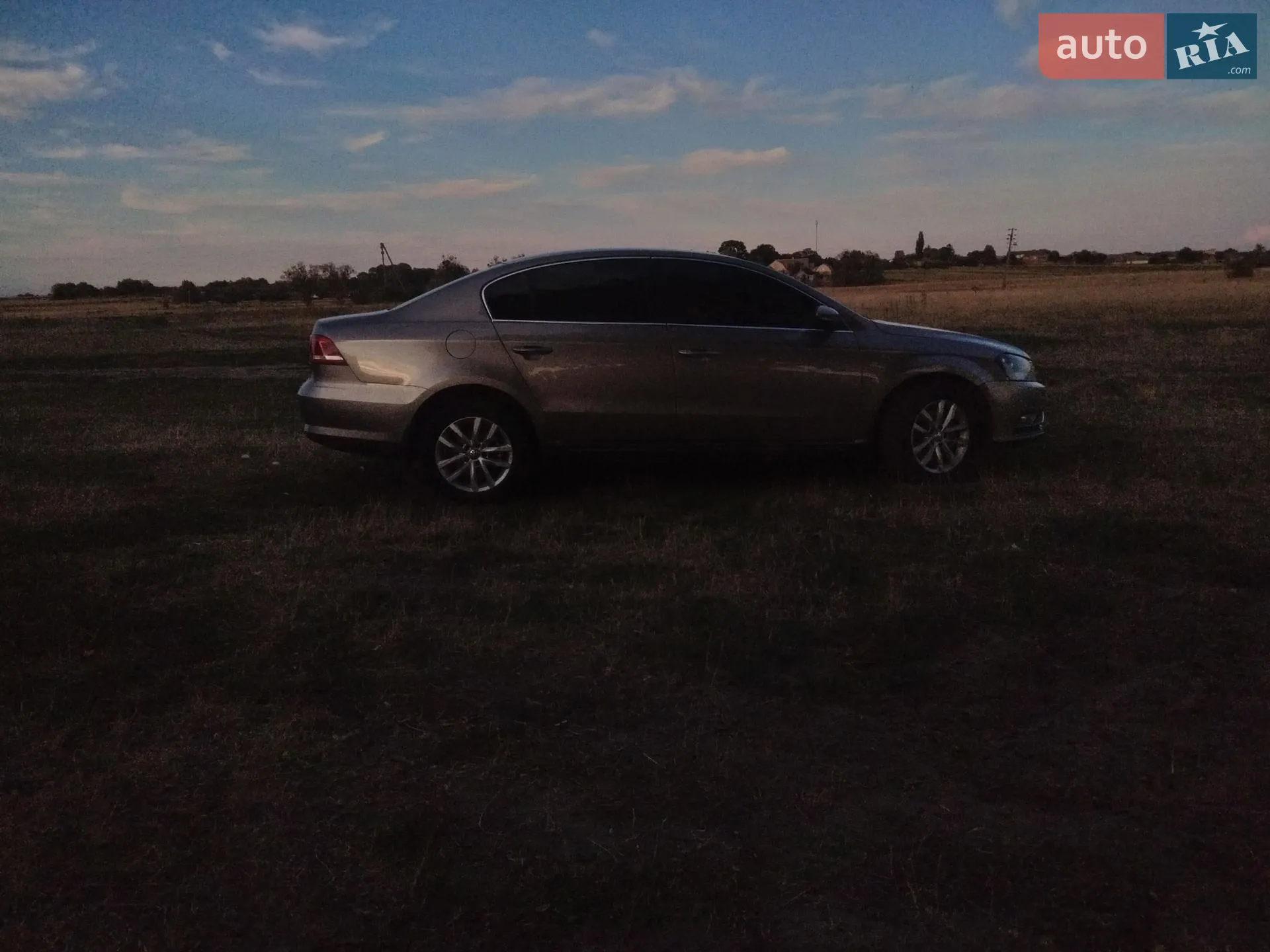 2014 Volkswagen Passat - мініатюра 2