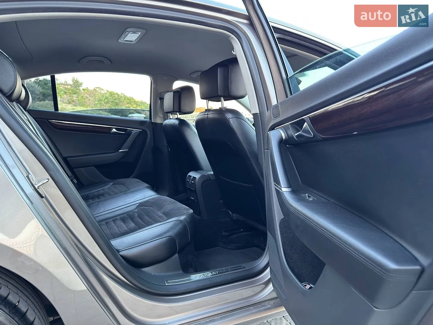 2011 Volkswagen Passat - мініатюра 31