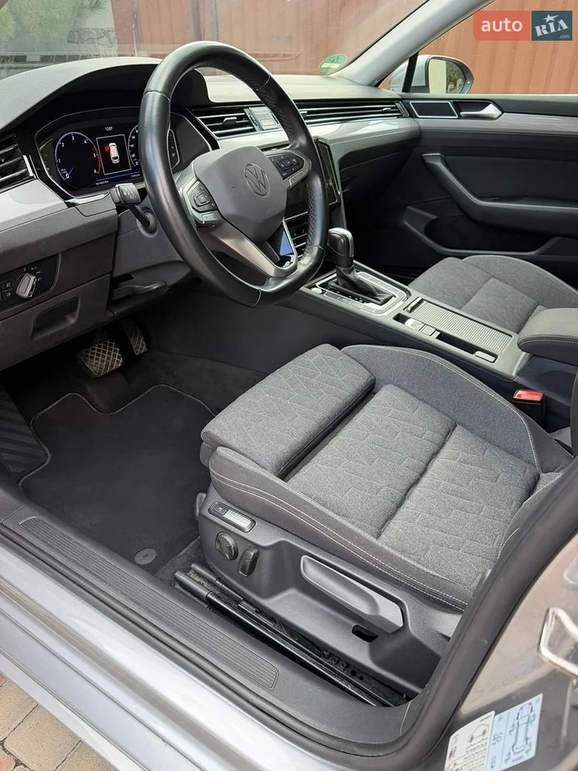 2022 Volkswagen Passat - мініатюра 21