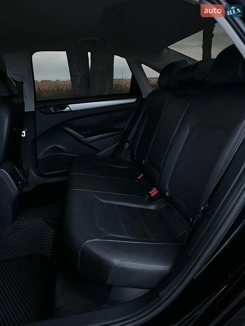 2012 Volkswagen Passat - мініатюра 25