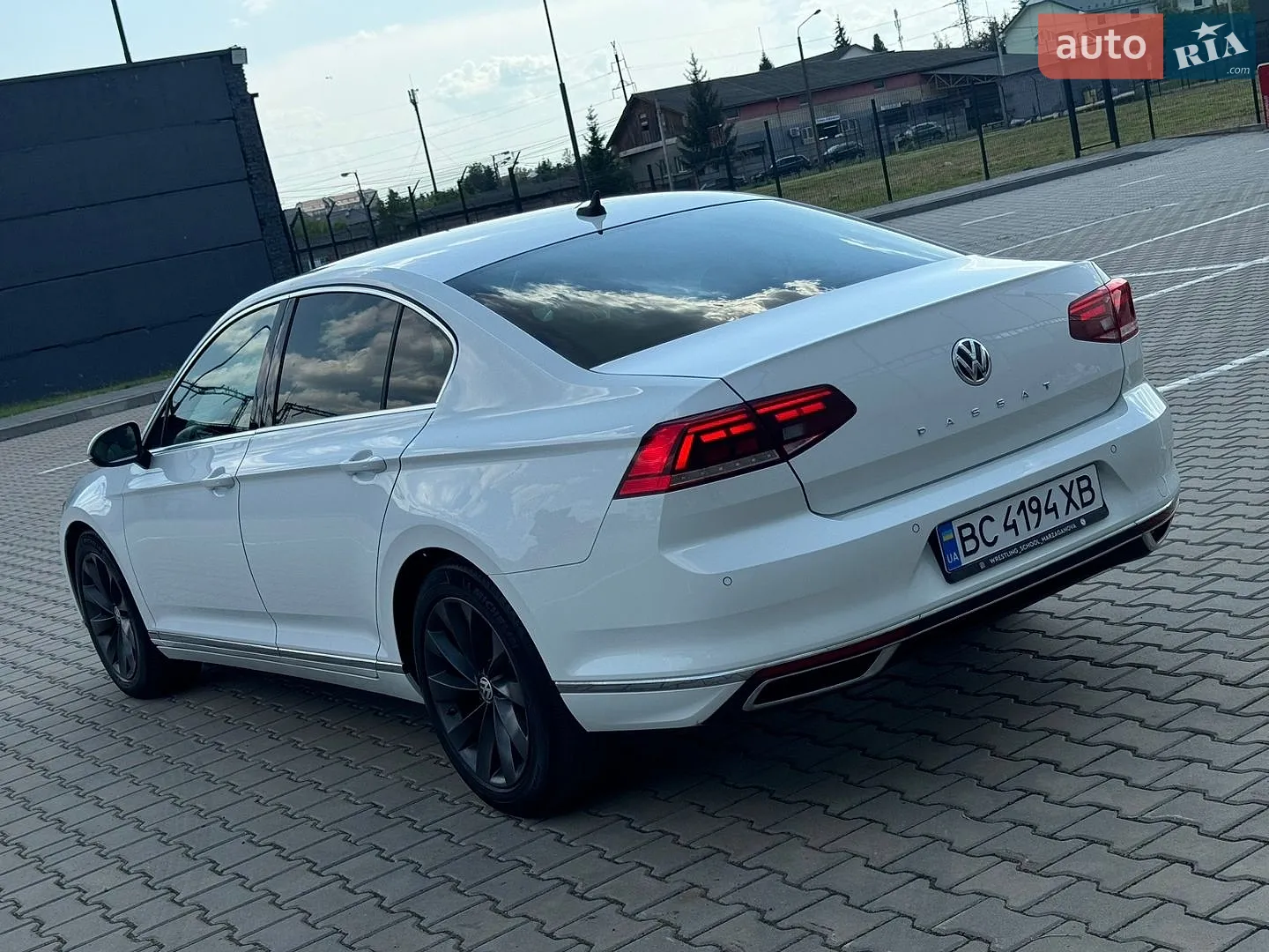 2020 Volkswagen Passat - мініатюра 12