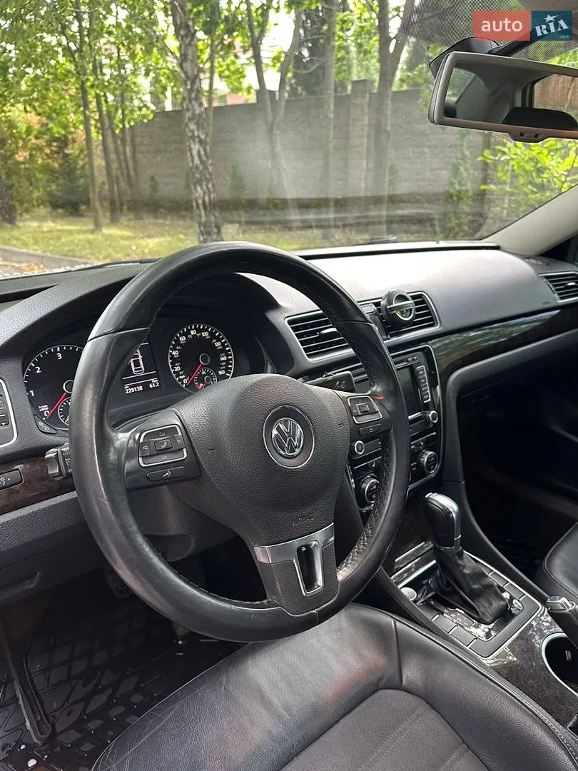 2014 Volkswagen Passat - мініатюра 25