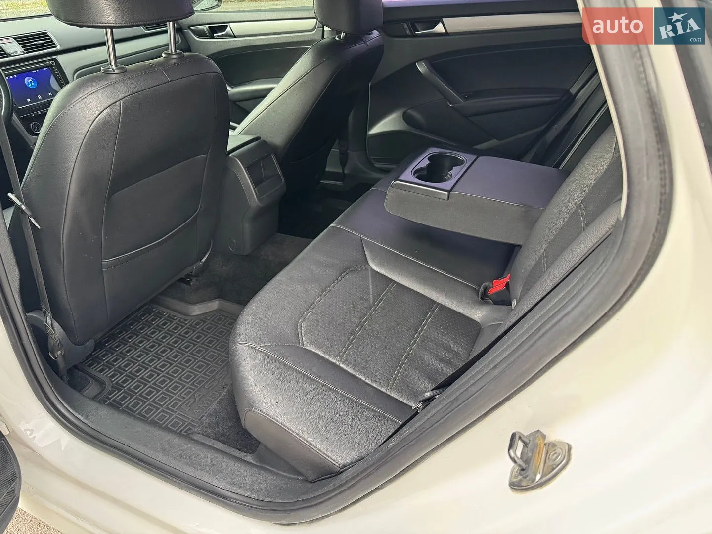 2013 Volkswagen Passat - мініатюра 23