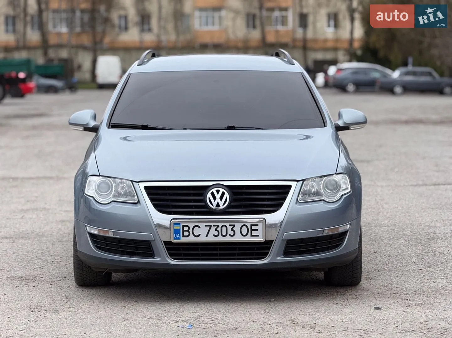 2010 Volkswagen Passat - мініатюра 2
