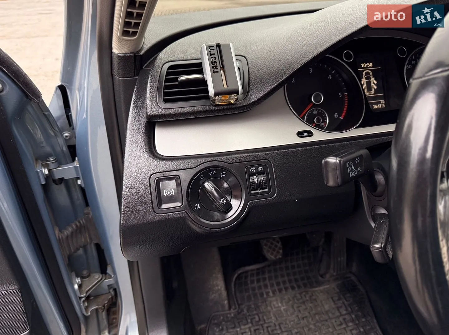 2010 Volkswagen Passat - мініатюра 11