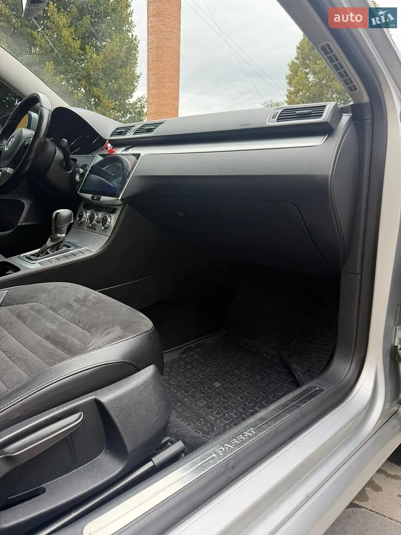 2012 Volkswagen Passat - мініатюра 40