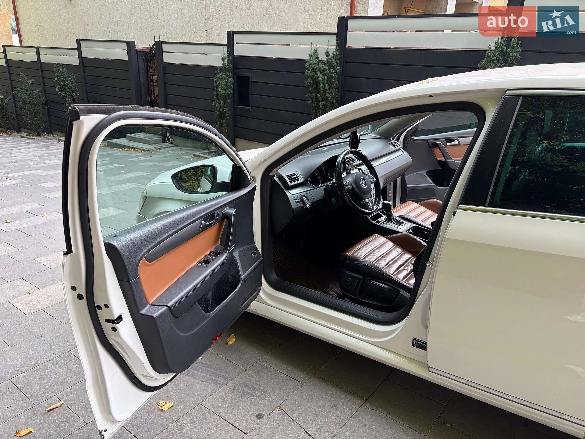 2011 Volkswagen Passat - мініатюра 9