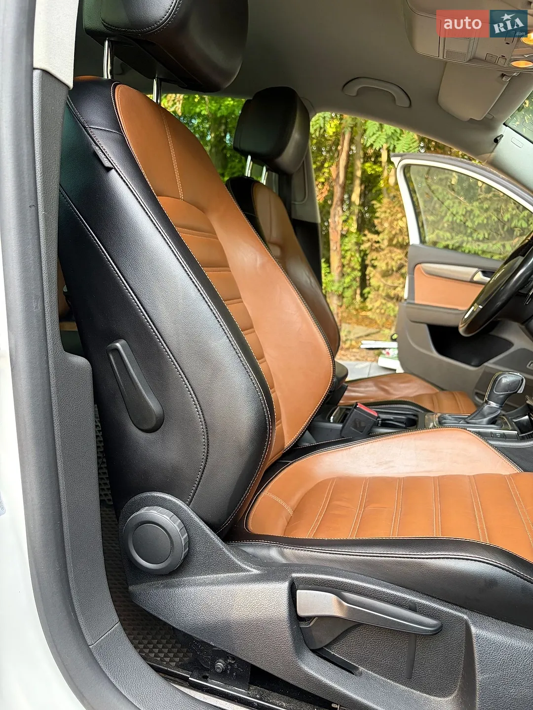 2011 Volkswagen Passat - мініатюра 38