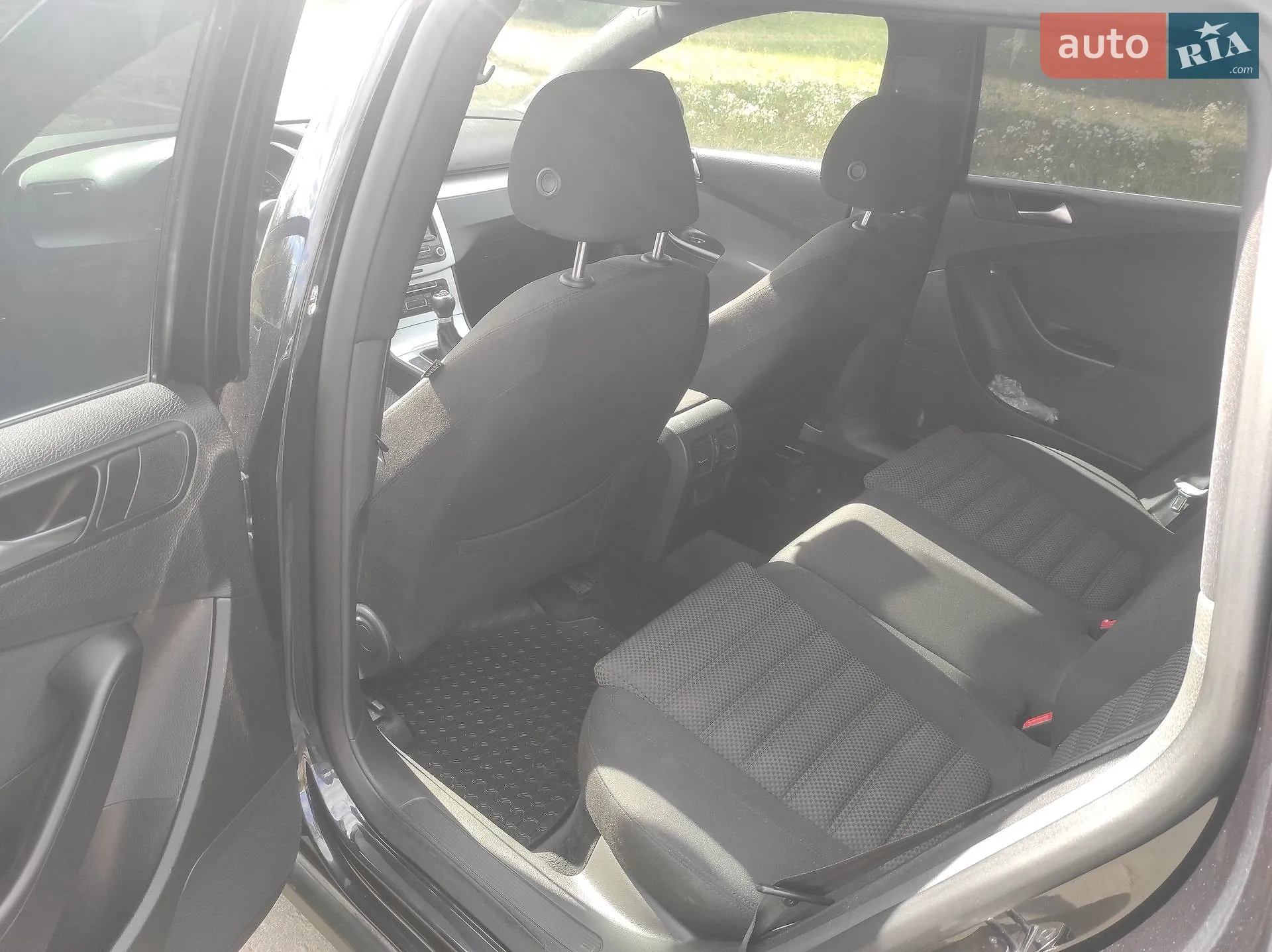 2010 Volkswagen Passat - мініатюра 7