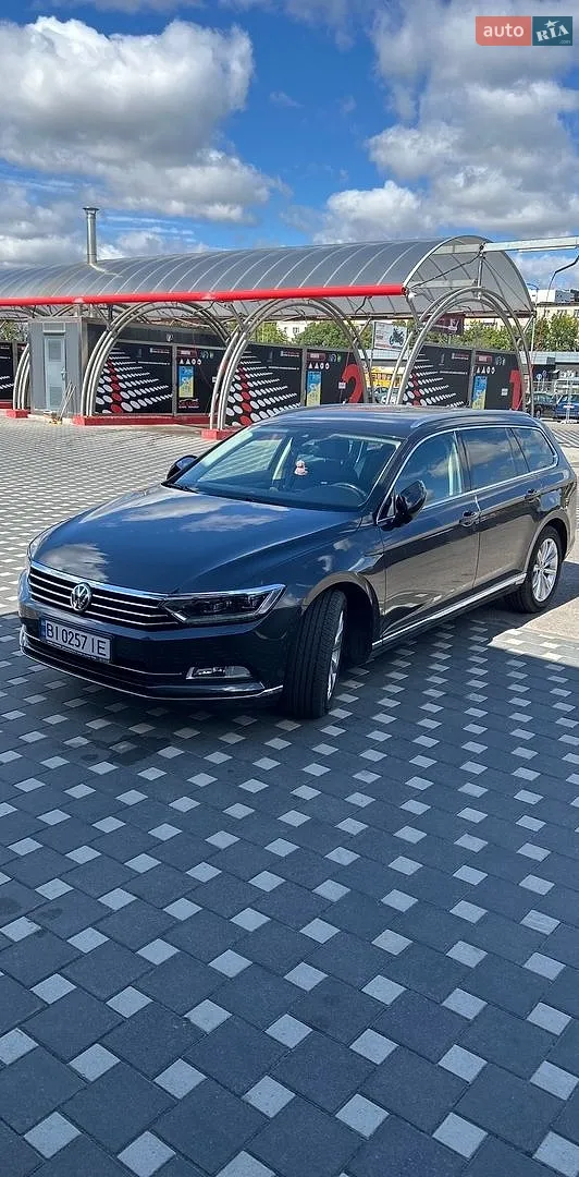 2019 Volkswagen Passat - фото 1