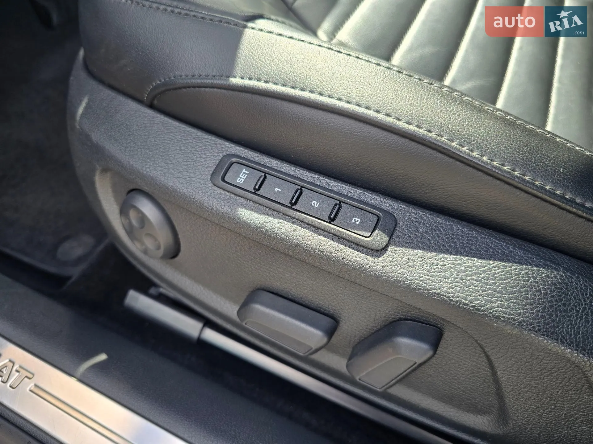 2011 Volkswagen Passat - мініатюра 27