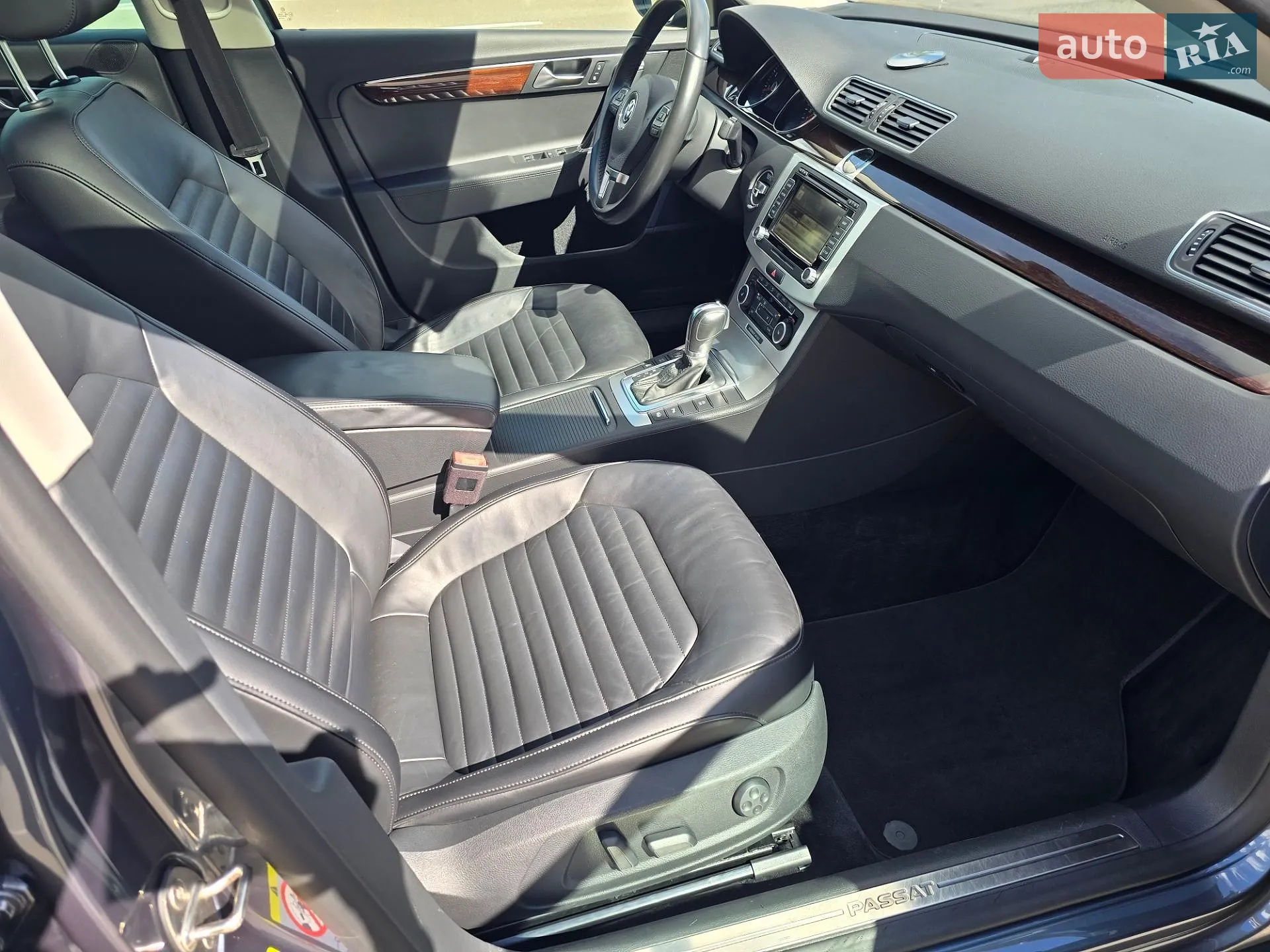 2011 Volkswagen Passat - мініатюра 44