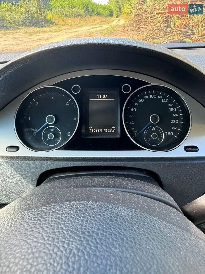 2010 Volkswagen Passat - мініатюра 5