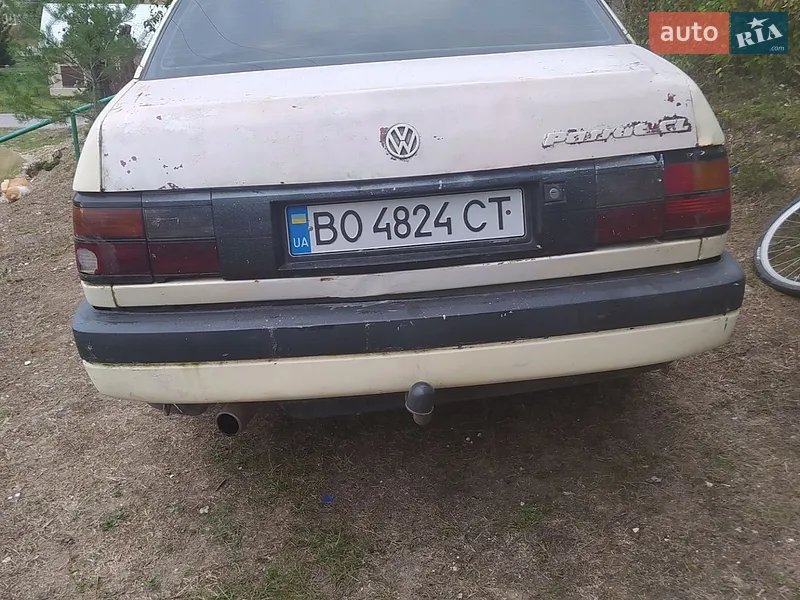 Volkswagen Passat 1990