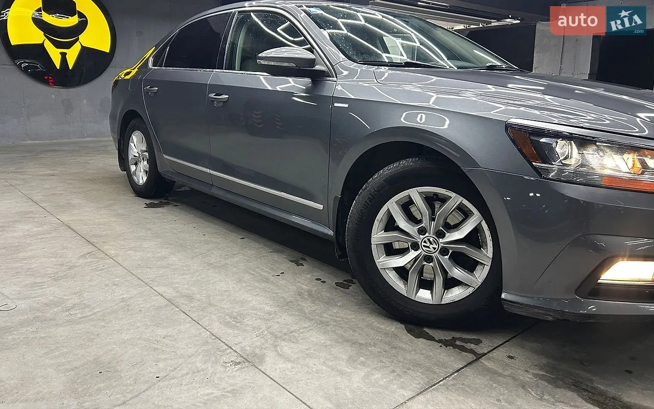 Volkswagen Passat 2015 photo 2