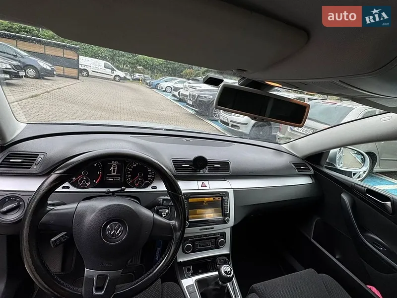 Volkswagen Passat 2010