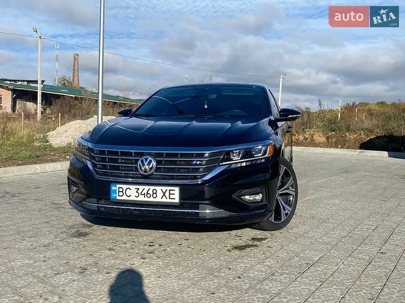 Volkswagen Passat 2021