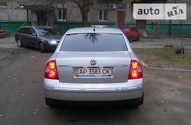 Седан Volkswagen Passat 2005 в Мелитополе