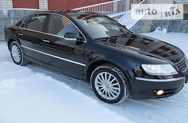 Седан Volkswagen Phaeton 2008 в Нетешине