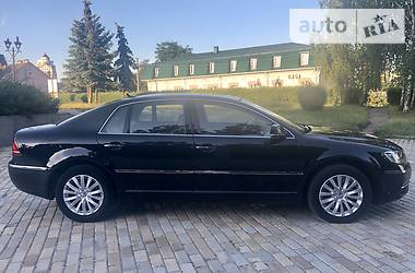 Седан Volkswagen Phaeton 2012 в Києві