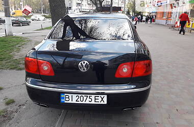 Седан Volkswagen Phaeton 2004 в Кременчуці