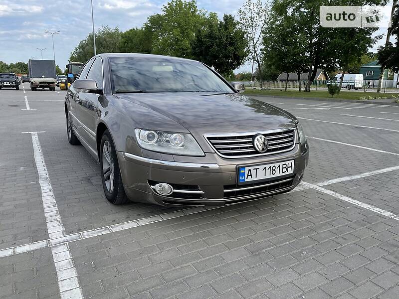 Седан Volkswagen Phaeton 2008 в Коломые