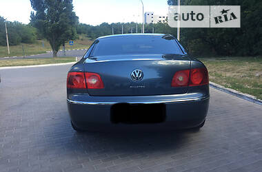 Седан Volkswagen Phaeton 2004 в Харькове