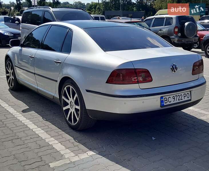 Седан Volkswagen Phaeton 2005 в Львове