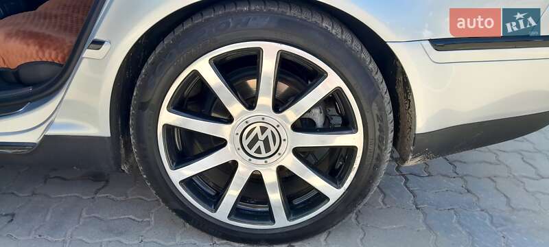 Седан Volkswagen Phaeton 2005 в Львове