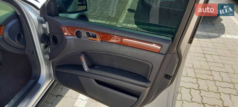 Седан Volkswagen Phaeton 2005 в Львове