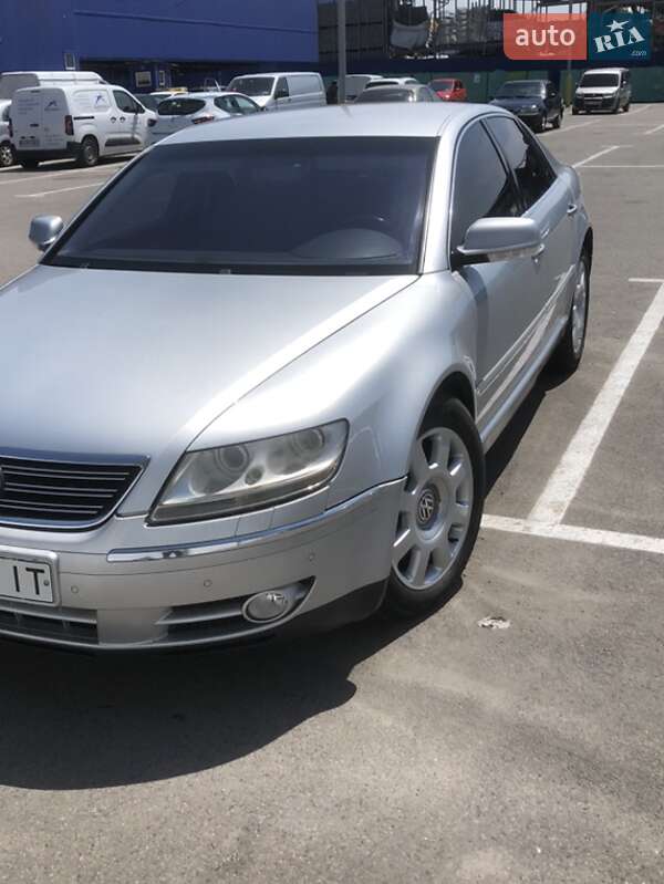 Седан Volkswagen Phaeton 2005 в Дніпрі