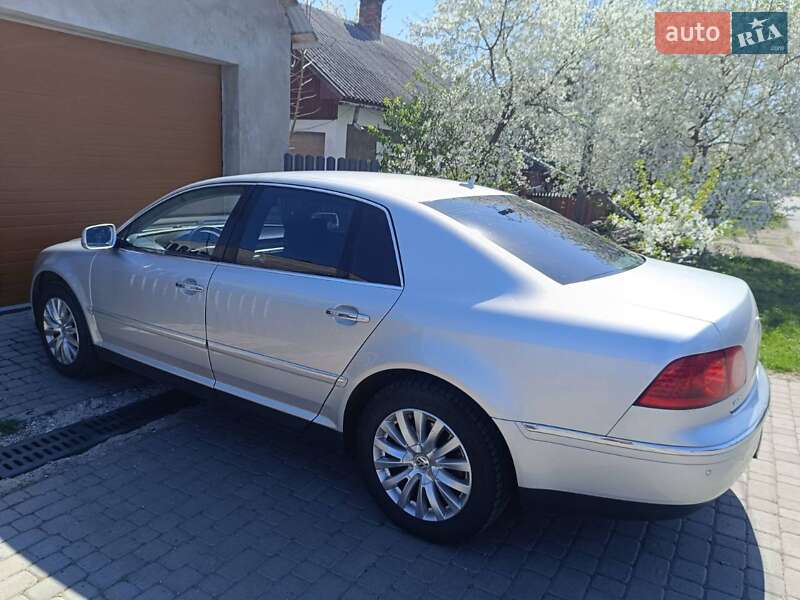 Седан Volkswagen Phaeton 2009 в Глибокій