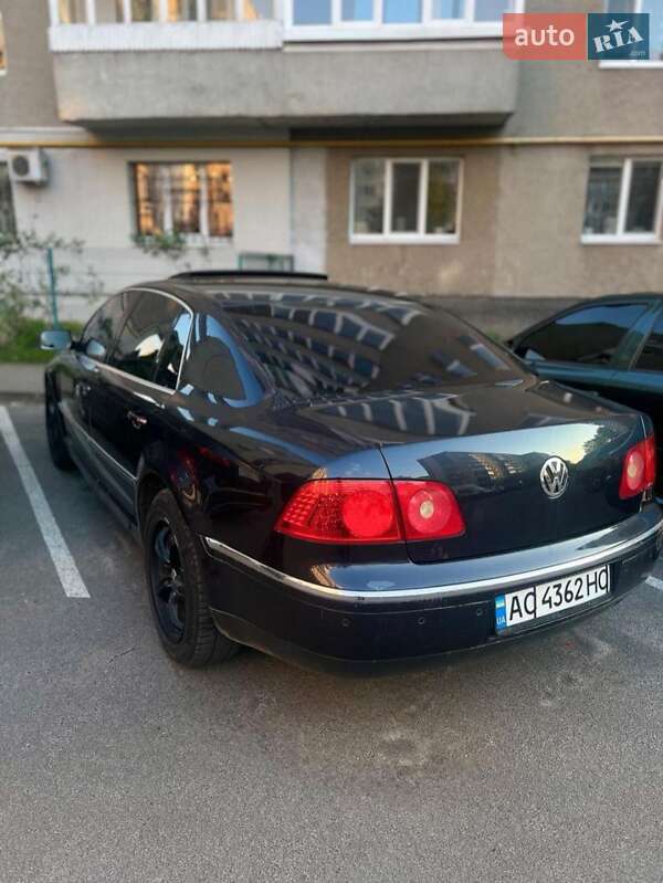 Седан Volkswagen Phaeton 2004 в Луцьку