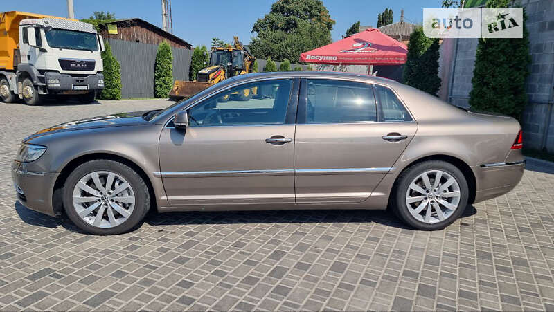 Седан Volkswagen Phaeton 2014 в Кропивницькому фото 11 Седан Volkswagen Phaeton 2014 в Кропивницькому
