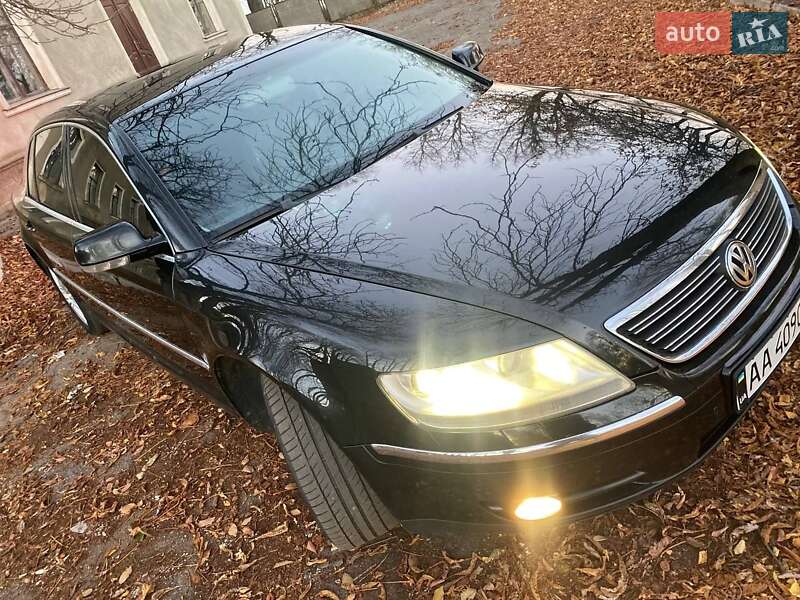 Седан Volkswagen Phaeton 2006 в Виннице