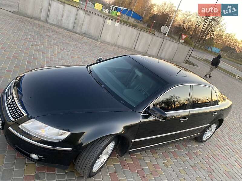 Седан Volkswagen Phaeton 2006 в Виннице