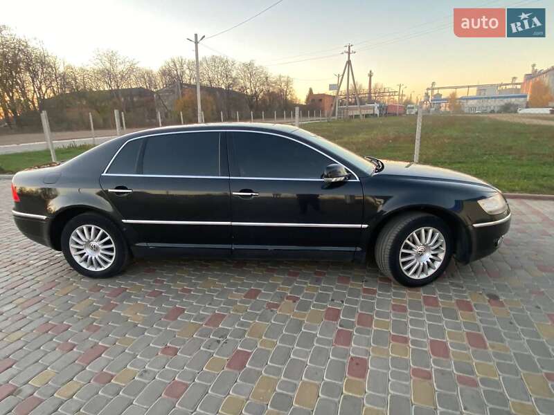 Седан Volkswagen Phaeton 2006 в Виннице