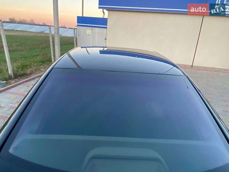Седан Volkswagen Phaeton 2006 в Виннице
