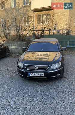 Седан Volkswagen Phaeton 2005 в Львові