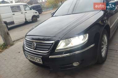 Седан Volkswagen Phaeton 2006 в Ровно