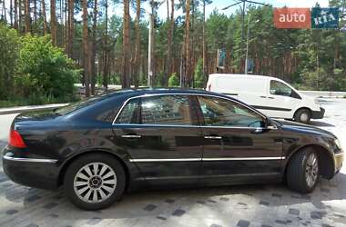 Седан Volkswagen Phaeton 2004 в 