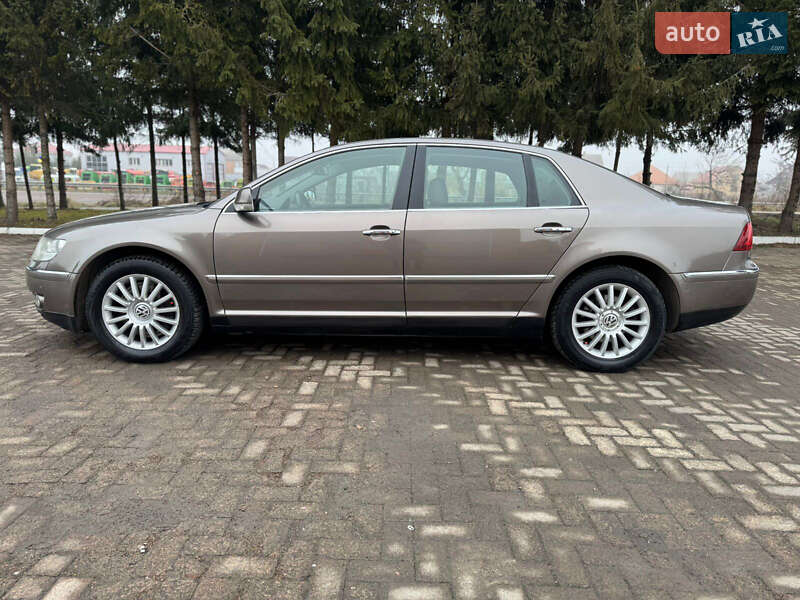 Седан Volkswagen Phaeton 2008 в Рівному