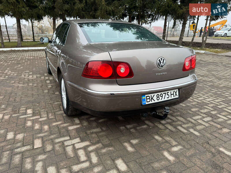 Седан Volkswagen Phaeton 2008 в Рівному