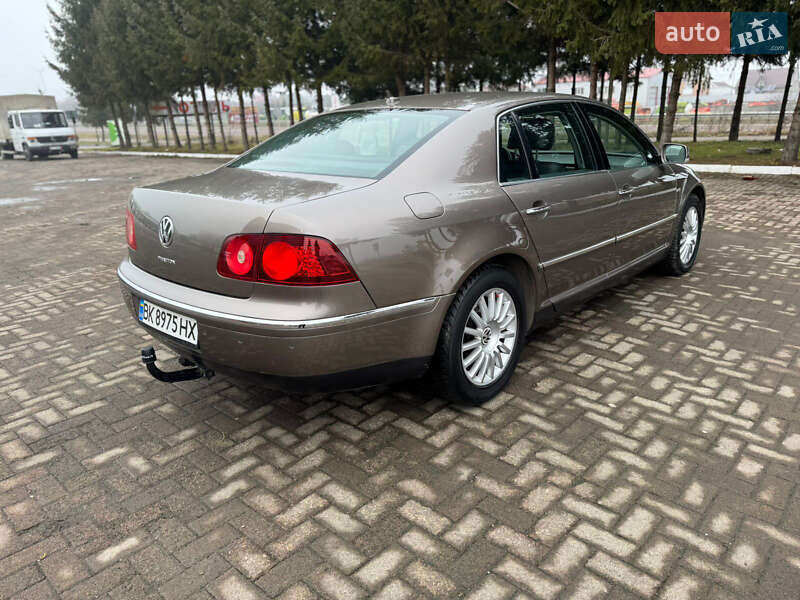 Седан Volkswagen Phaeton 2008 в Рівному